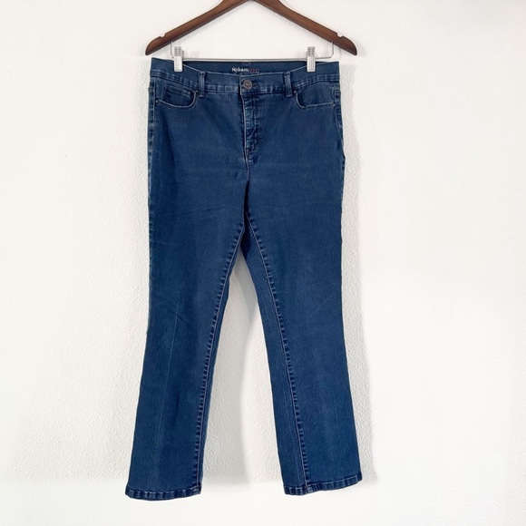 Denim Bootcut Tummy Control Stretch Slimming Size 14 Petite Short Style & Co - Picture 2 of 16